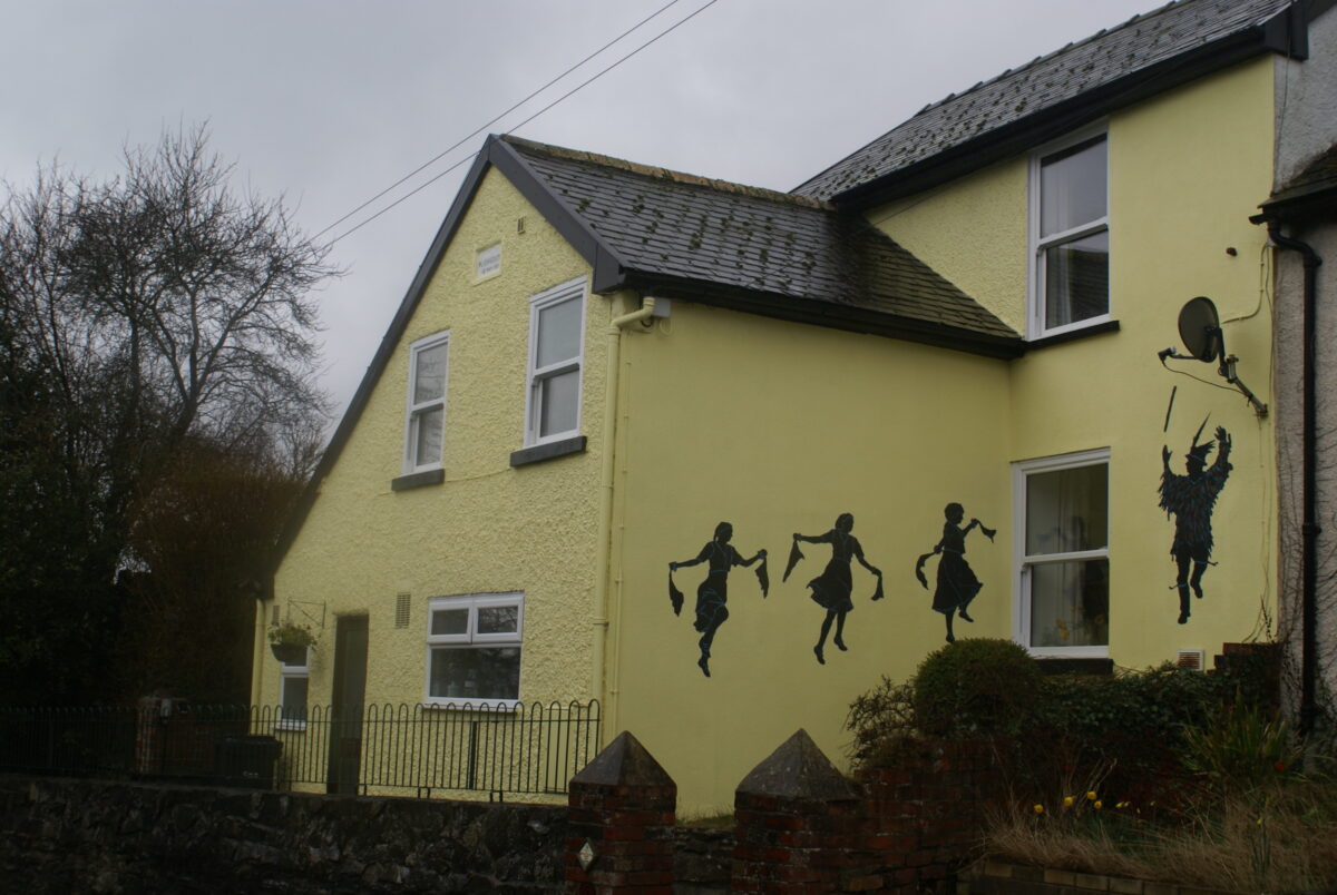 5 BULL LANE - PLASAUDUON – THE OLD BRICKLAYERS ARMS