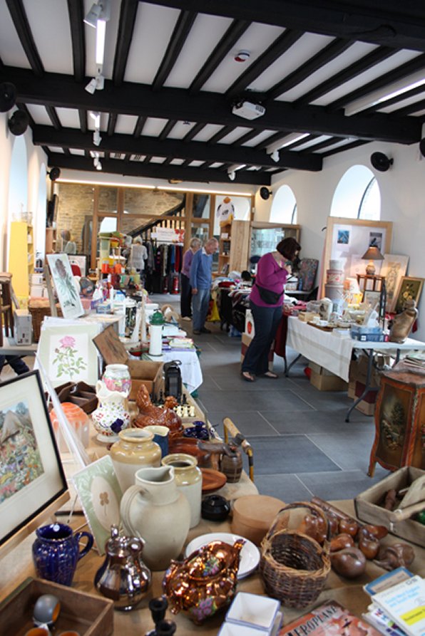 Antique & Flea Market